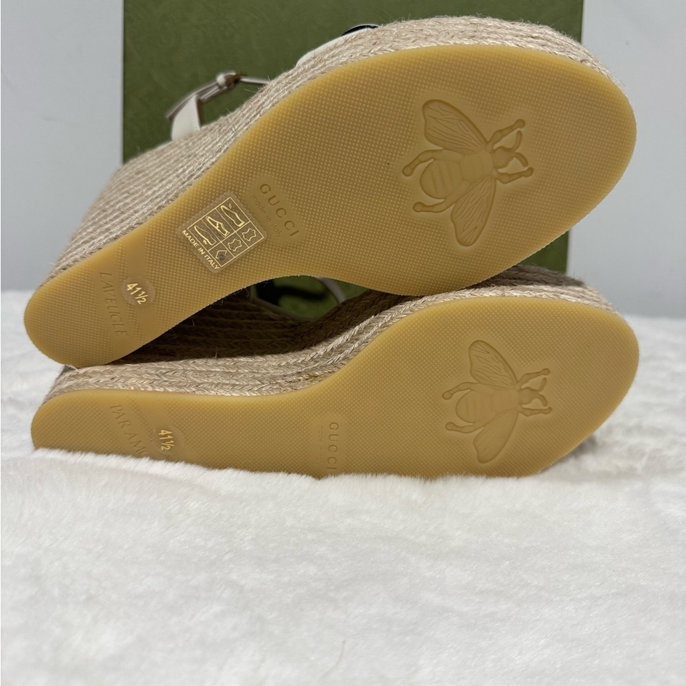 Gucci Women's White and Gold Wedge Sandals - Picture 7 of 7